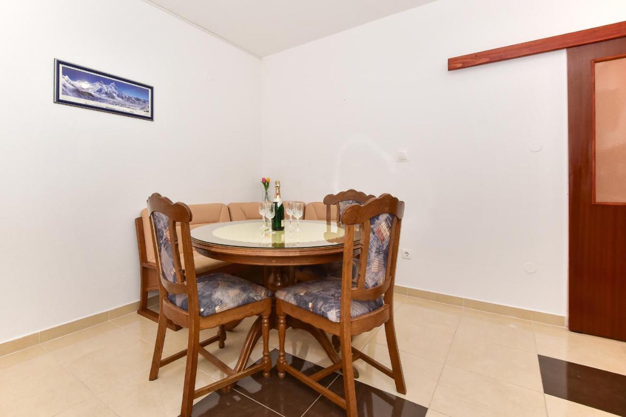 Apartments Makarska Gudelj Cvitan Esterno foto